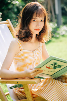 两个女人
